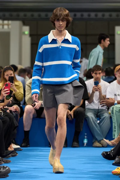 Look 6